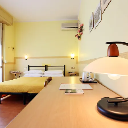 Hotel Astoria 3*
