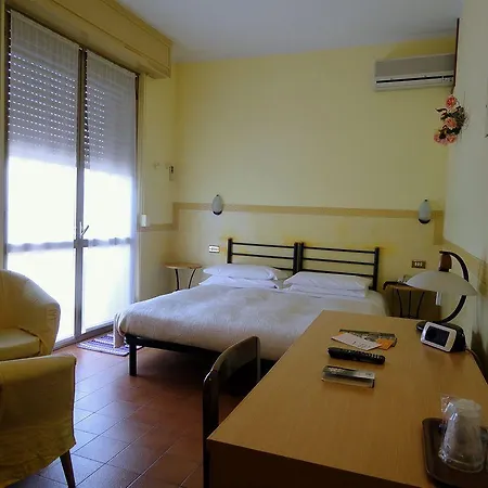 Astoria 3*