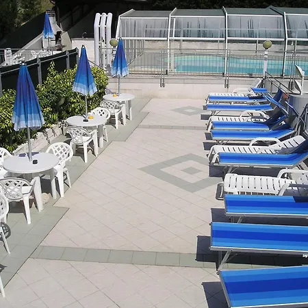 Ξενοδοχείο Astoria 3*